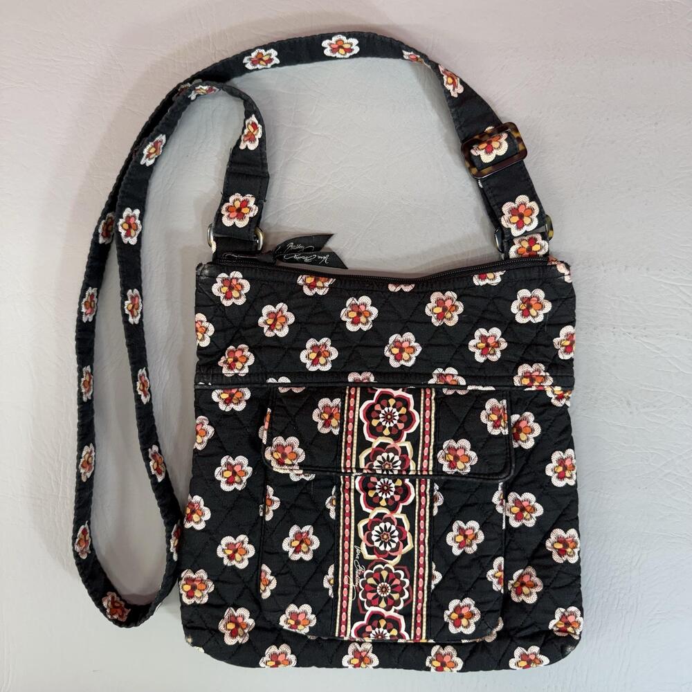 Vera Bradley Crossbody Quilted Bag Womens Small Black Floral Red Lining Purse